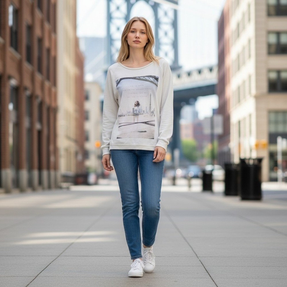 Love Nail Tree Women Cream Graphic Sweatshirt Fading Bridge Raglan Pullover M